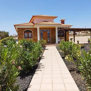  Villa Casa Del Sol: Spacious 3-bedroom With Private Solar-heated Pool